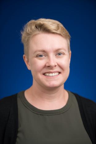 Building Infrastructures for Healthcare Systems Change: ﻿Challenges and Opportunities of the Learning Health System Model